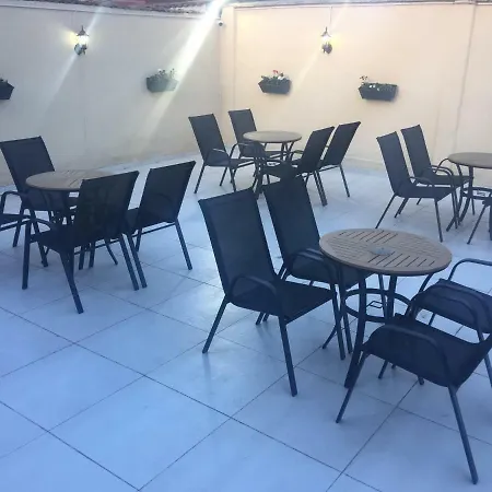 Стаи За Гости Лайф Gæstehus Sjumen